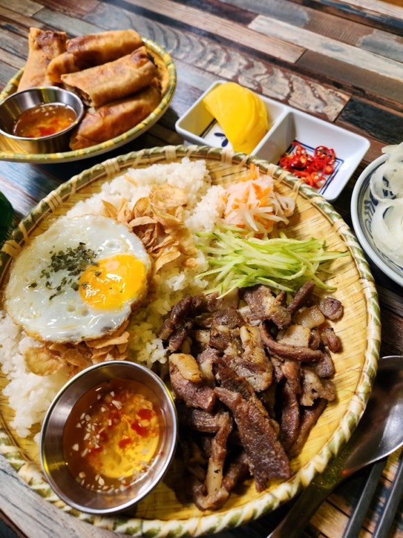 하노이분짜와쌀국수 이미지