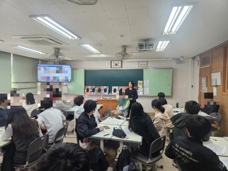 룩커뮤니케이션 이미지
