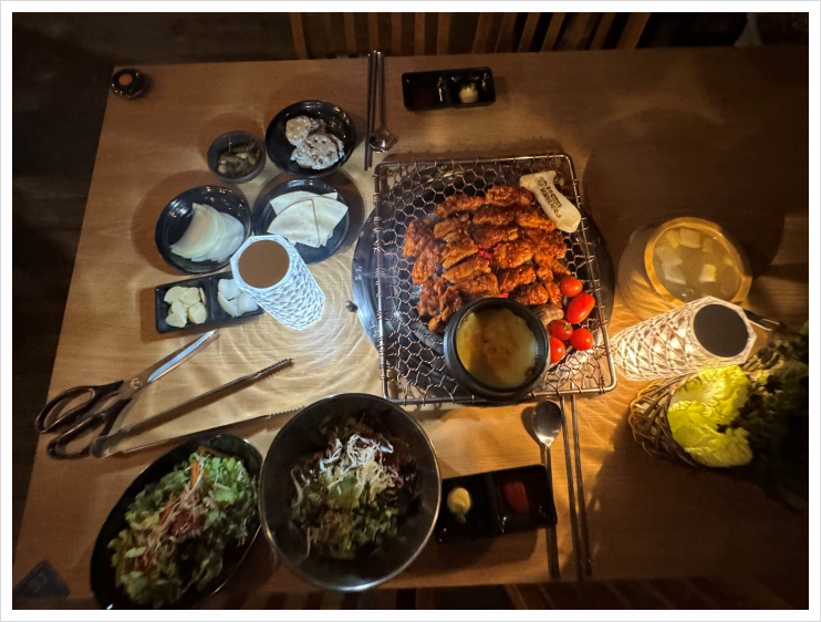 항아리숯불닭갈비파주점 이미지