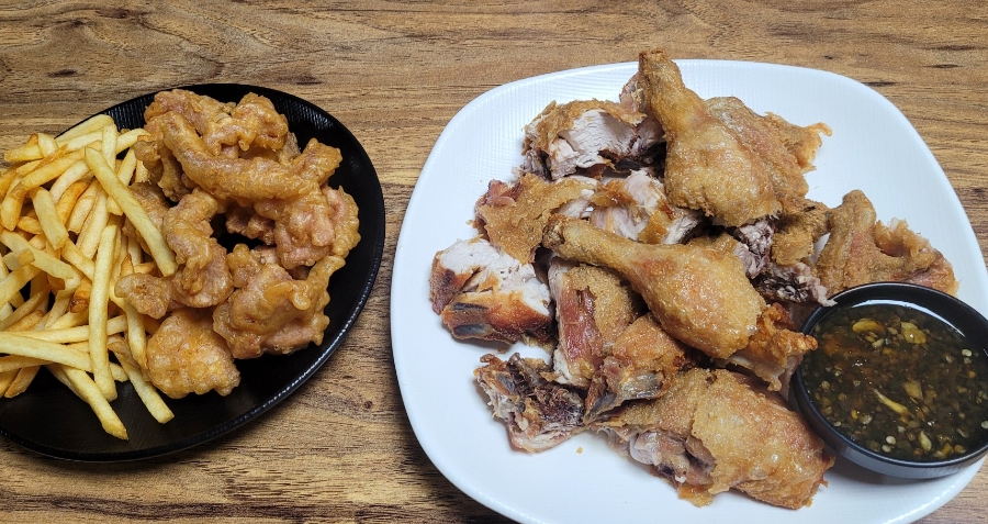 꼬끼오옛날통닭 이미지
