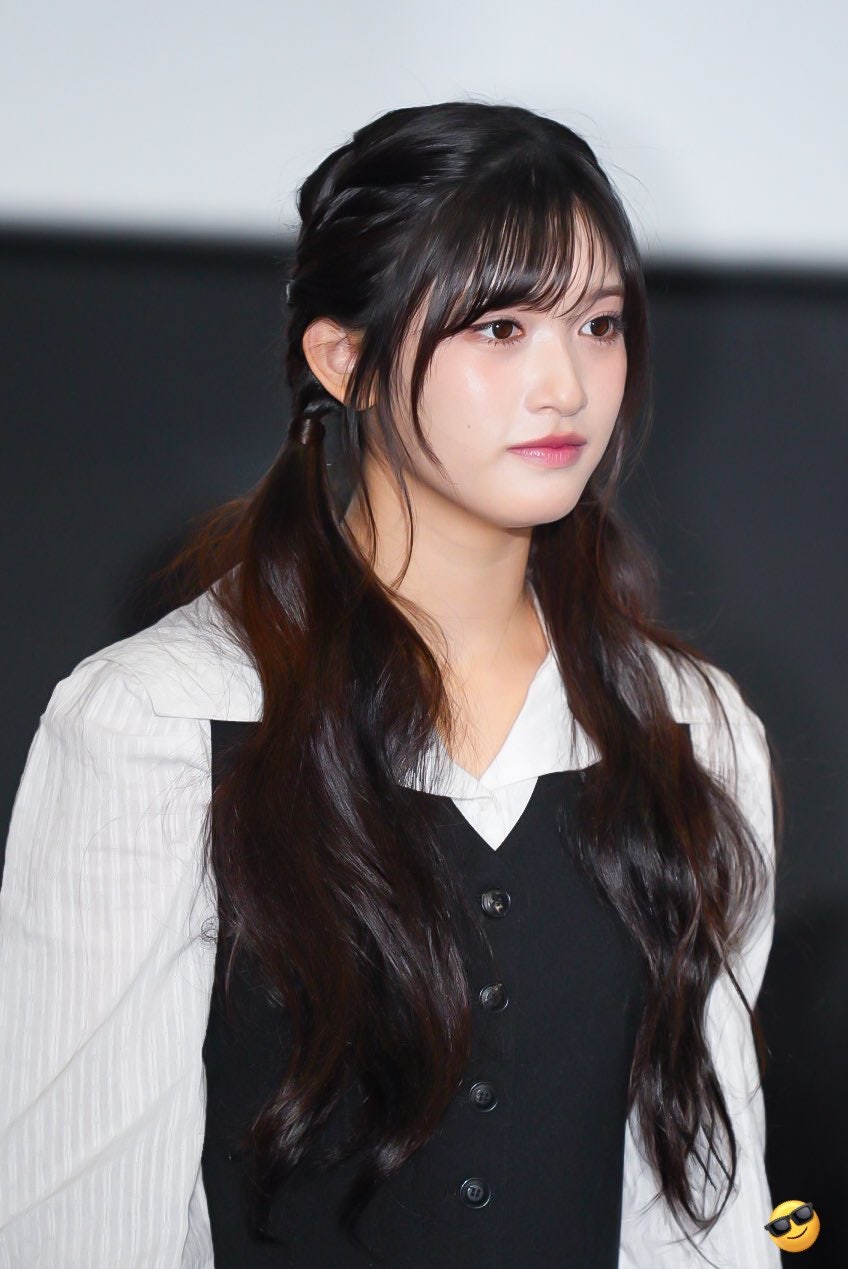 더월드 투어 이미지
