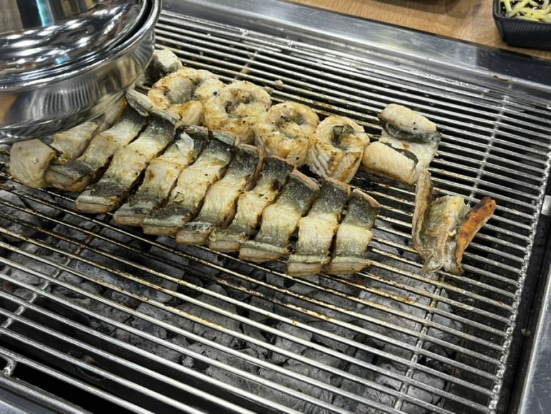 기가찬참숯민물장어성정점 이미지