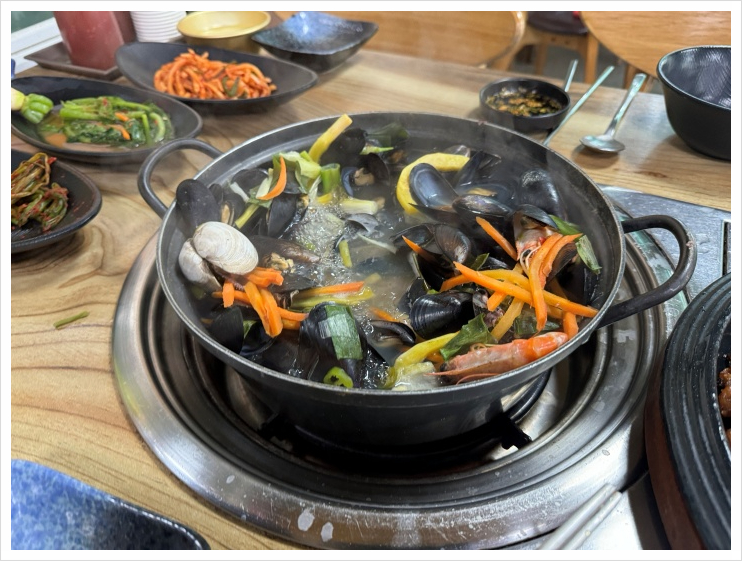가마솥손칼국수 이미지