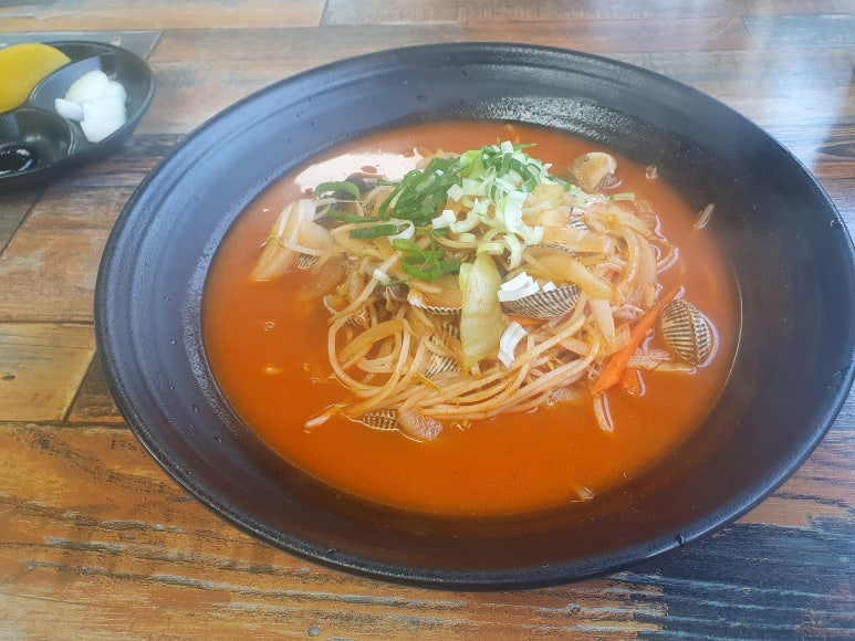 열방꼬막짬뽕 이미지