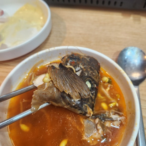 횟집어두일미 이미지