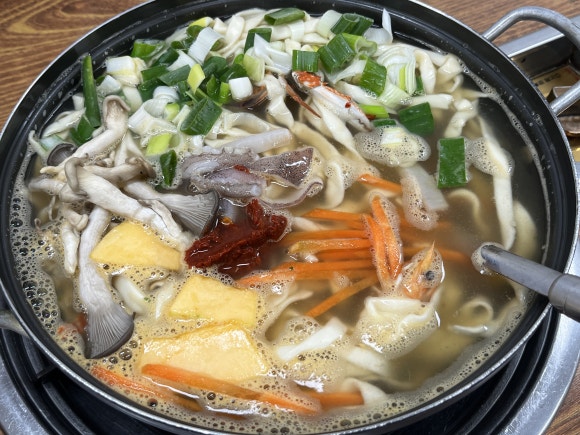 생생해물손칼국수 이미지
