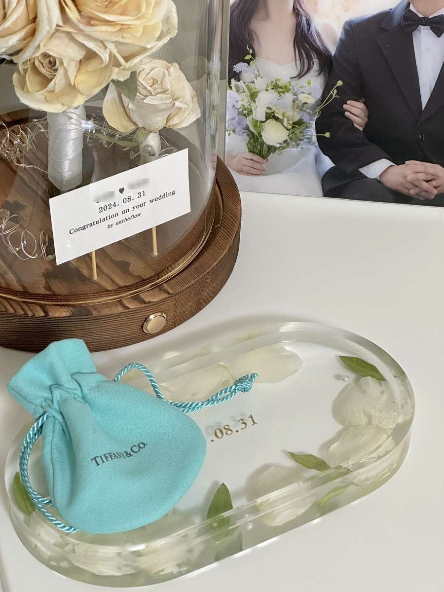 언더플로우부케 이미지