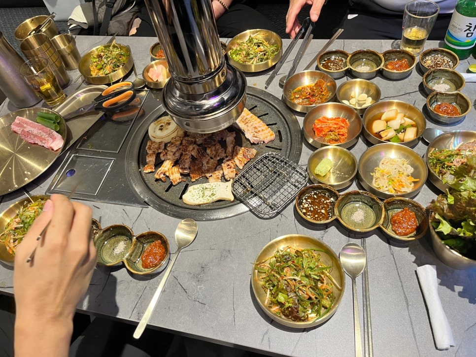해뜰날한우한돈식당 이미지