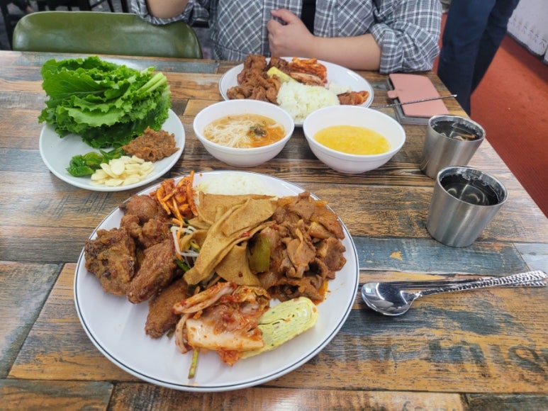 봉숙이네 한식뷔페 이미지