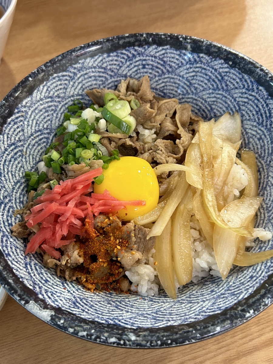 오니기리와이규동 이미지