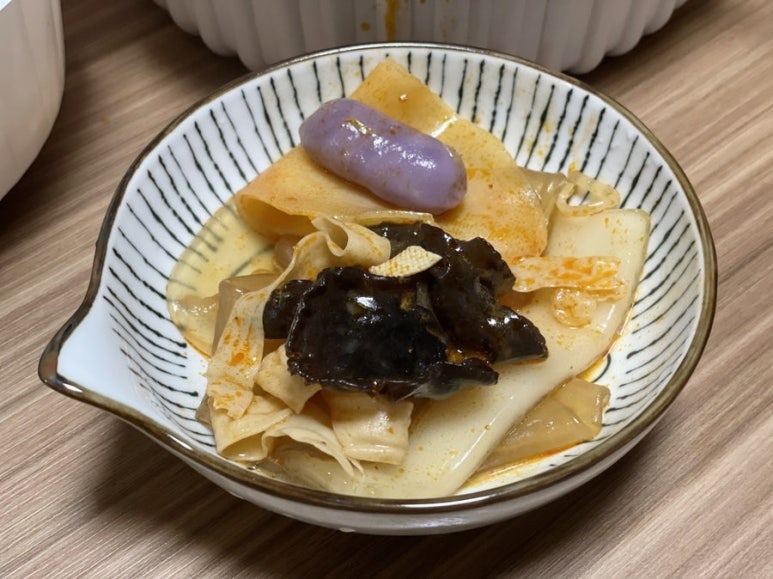 등초 마라탕 이미지