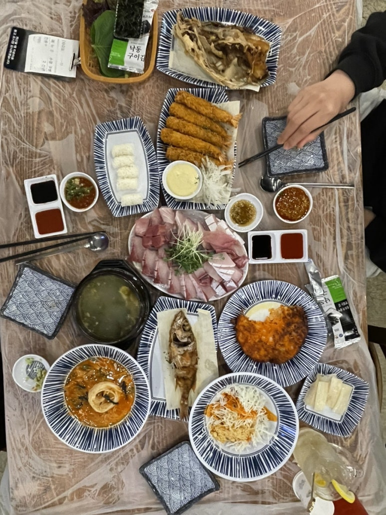 횟집어두일미 이미지