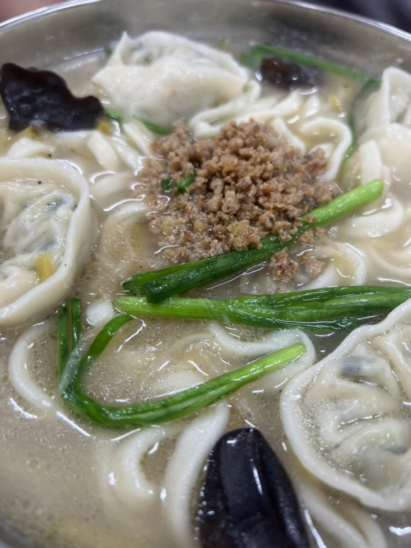 두리칼국수 이미지