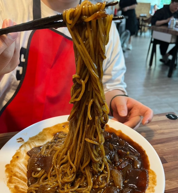 짬뽕여빈 이미지