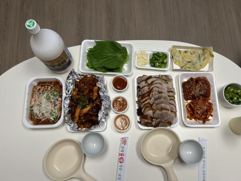 천하왕족발보쌈 이미지