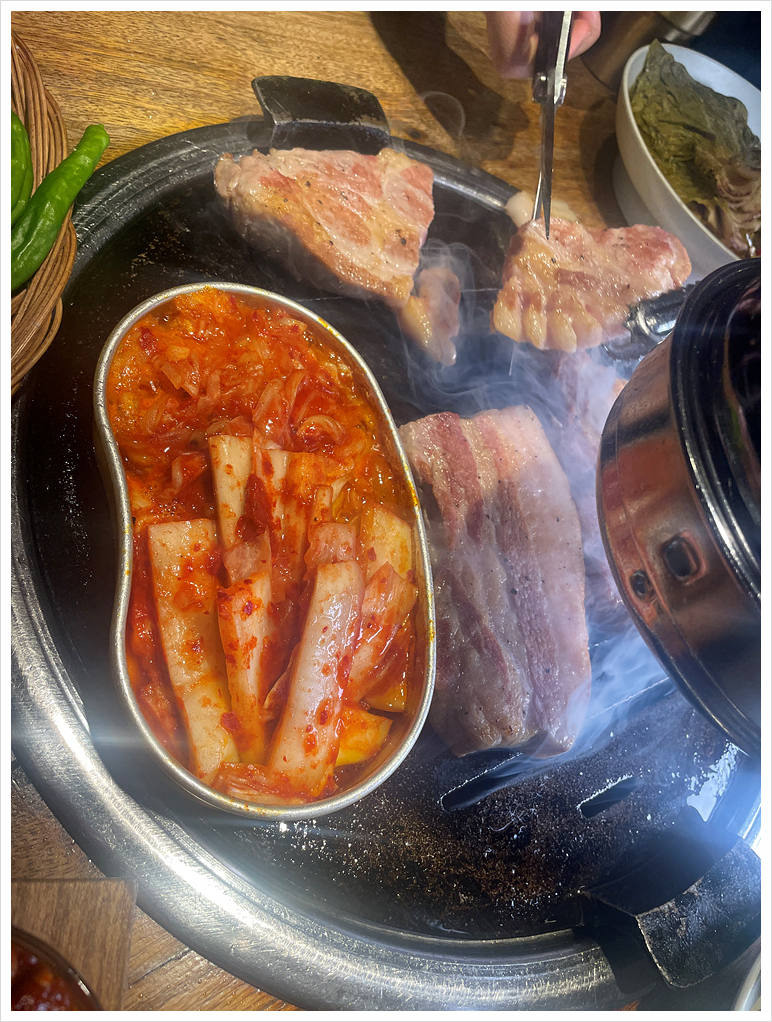 청춘삼겹살 이미지
