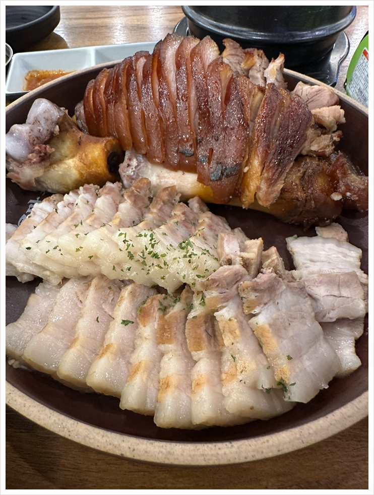 오향족발 이미지