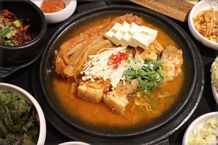 고기폭탄김치찜 이미지