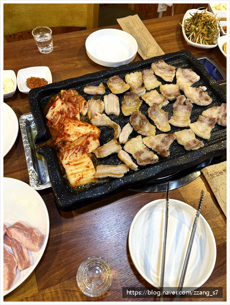 미소돼지식당 이미지