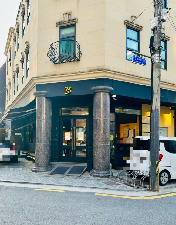 비플레이트 바이 브라운브레드 이미지
