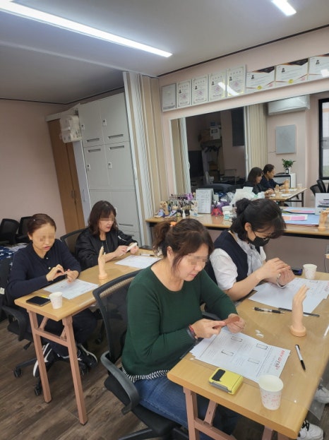 미용전문교육기관.네일토탈H쌀롱 이미지