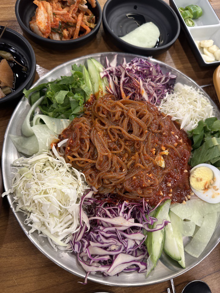 더오향족발 이미지