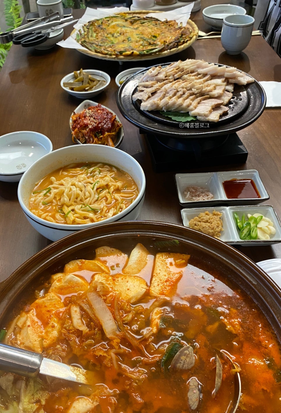 고향보쌈집 이미지