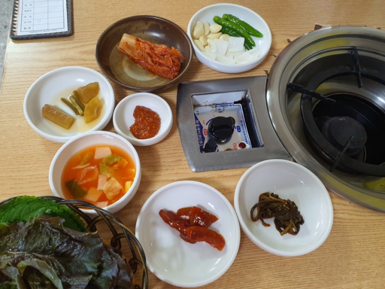 다운목살구이식당 이미지