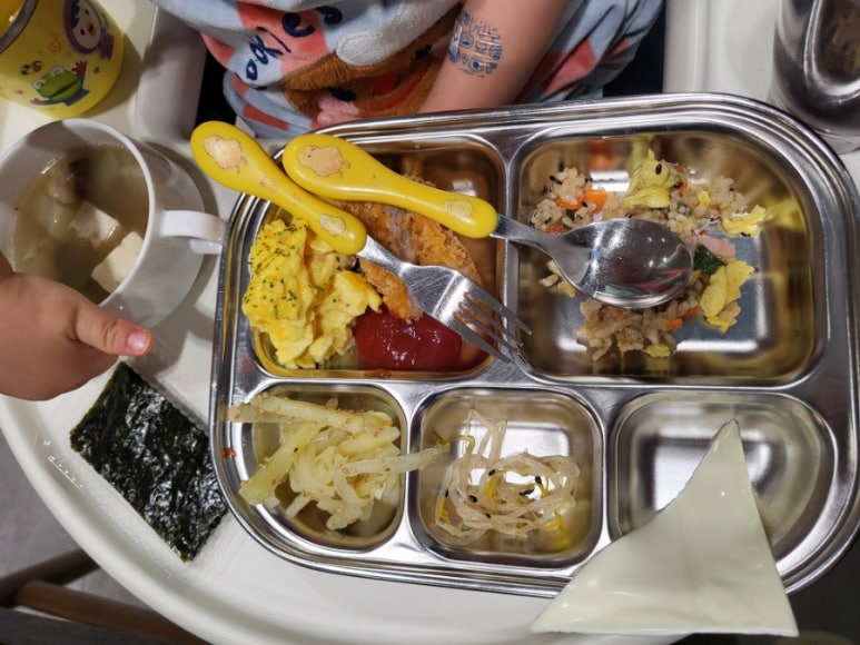 성산마리나호텔 식탁 사진 6