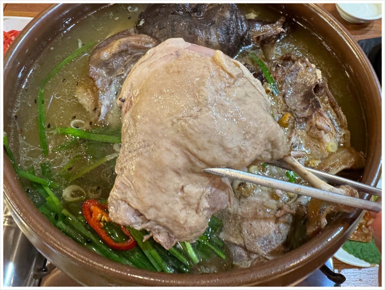 장수능이삼계탕 이미지