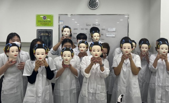 커트실무헤어전문학원 이미지