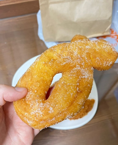 꽈배기와 동그리 이미지