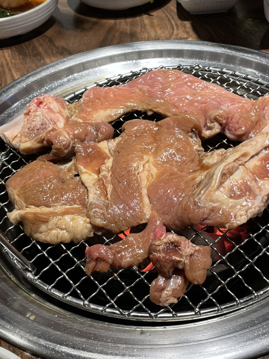 흥부축산 이미지