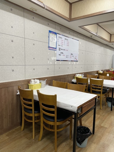 윤가네족발 이미지