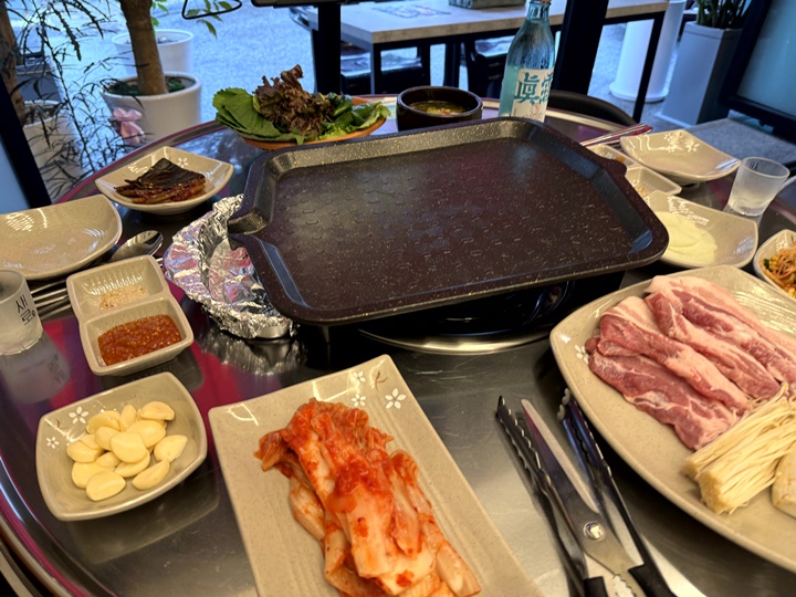 꽃돼지생삼겹 이미지