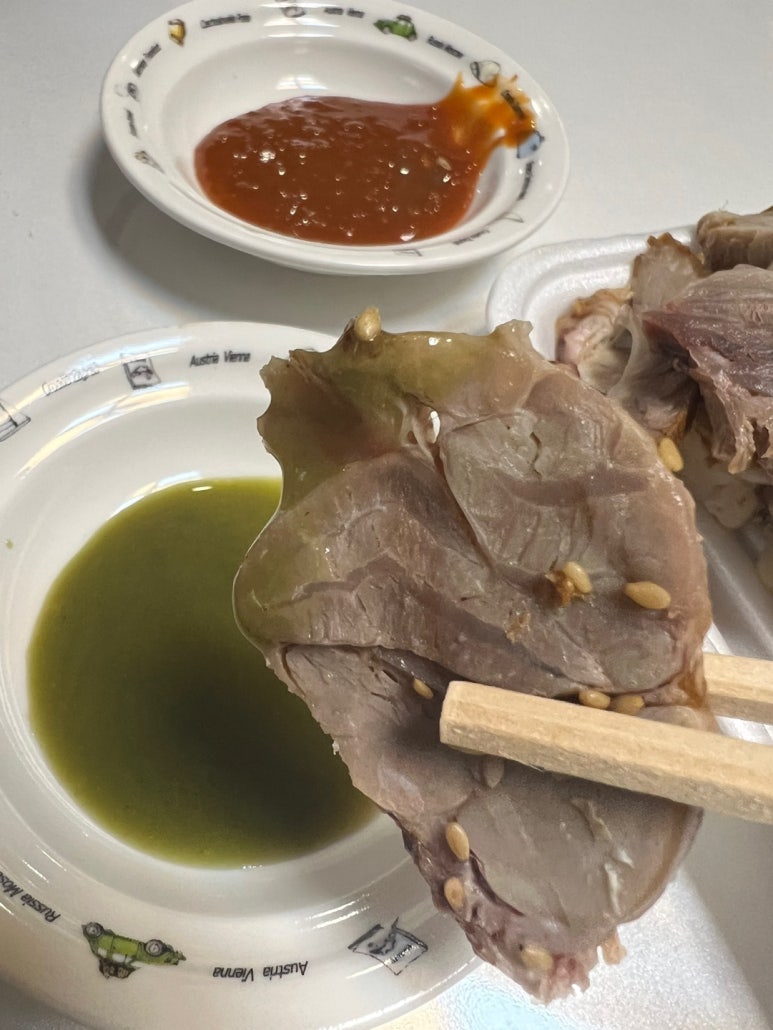 돈이요족발 이미지