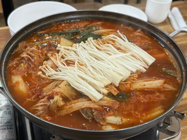 뼈다구해장국감자탕 이미지