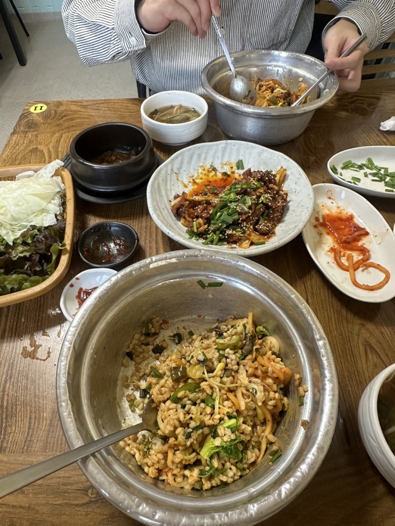 송백보리밥 이미지