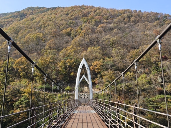 괴산호 전망 이미지