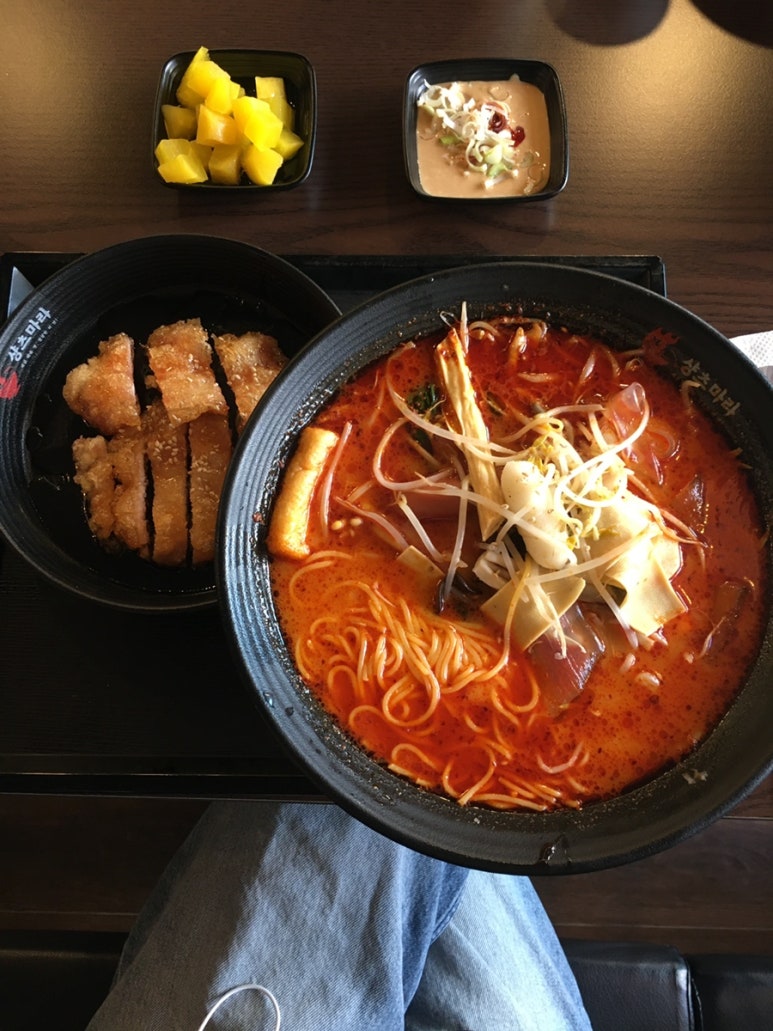 마라탕샹츠마라신촌점 이미지