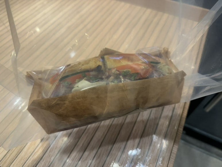 꽃내음 식탁 이미지