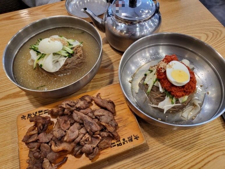육쌈냉면 이미지