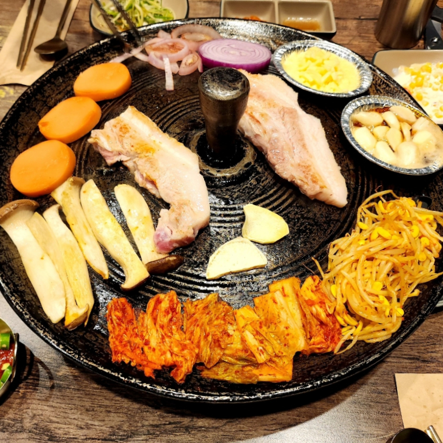 금솥 이미지