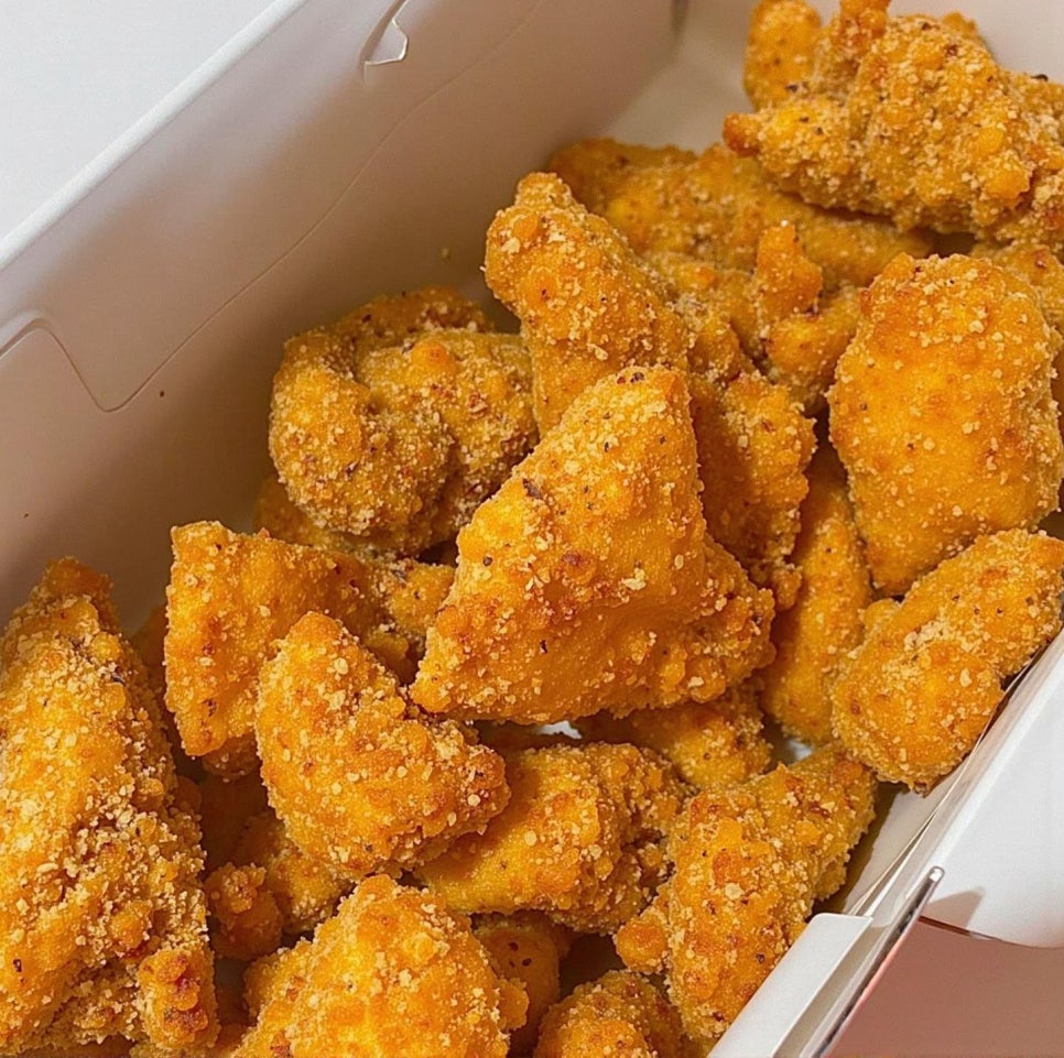 담아치킨 이미지