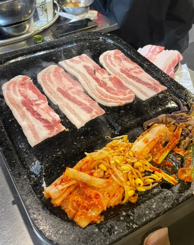 돈돌집 이미지