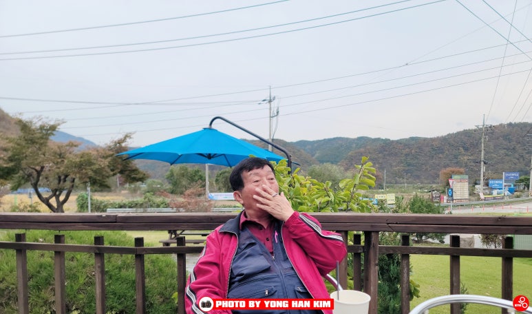 신야드로갤러리카페 이미지