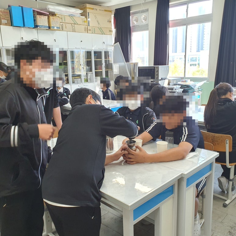 칼리고바리스타학원 이미지