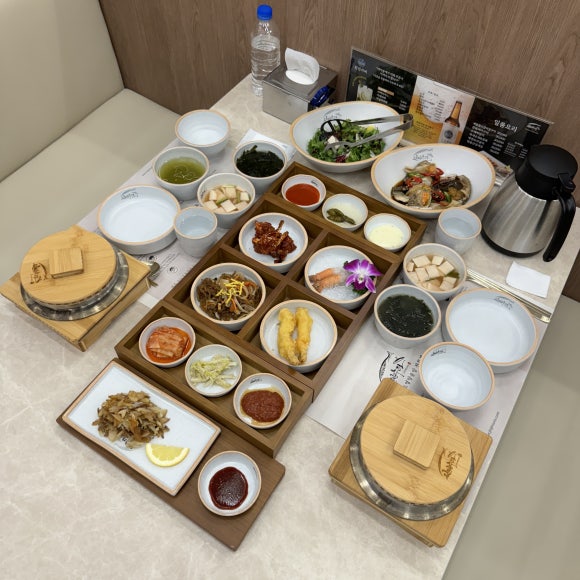 한식당 수라 이미지