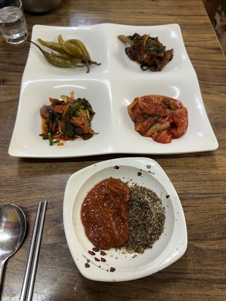 모래내흑염소 이미지