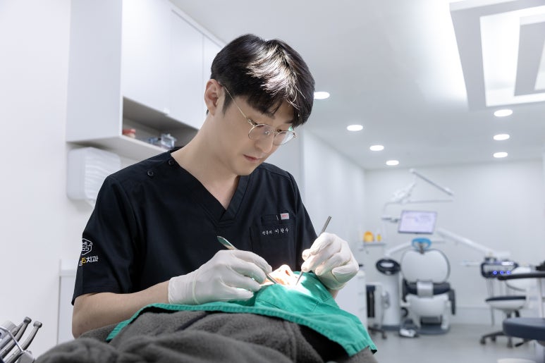 더편한치과의원 이미지